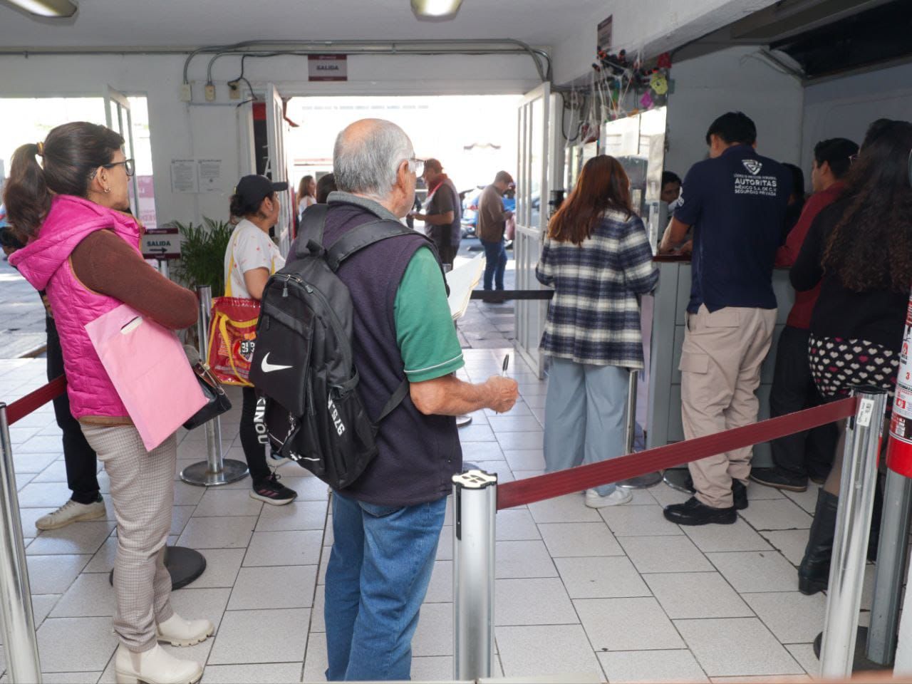 Gobierno de la Ciudad garantiza servicios y guardias durante el fin de semana largo