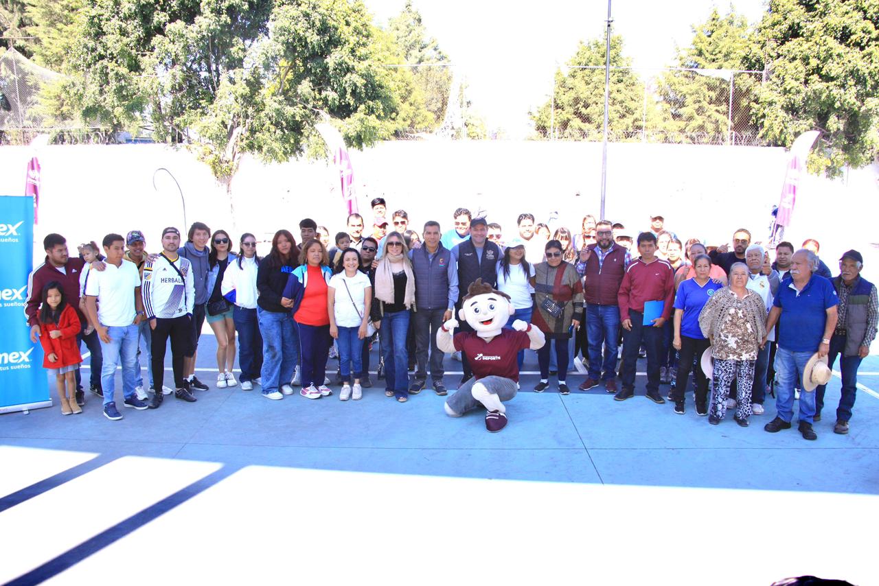 Realiza Gobierno de la Ciudad jornada de pintura en la Cancha de Usos Múltiples La María